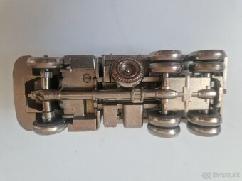 TATRA 148 -kovový model - 4