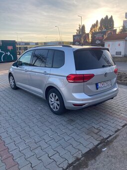 Vw Touran 1.6 TDi Comfortline - 4