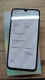 Predám Xiaomi MI9 64GB s úplne novou batériou - 4