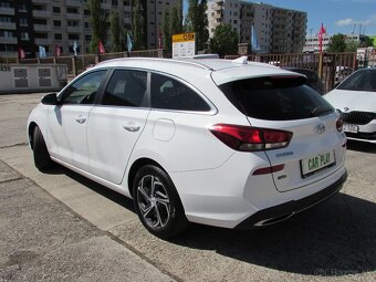 Hyundai i30 CW 1.6 CRDi Family - Možný odpočet DPH - 4