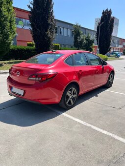 Opel Astra 1.4 Benzín+LPG, 2017 Nová STK, Serv. Kniha - 4