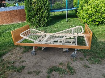 Polohovateľná posteľ - 4