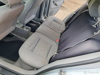 Volkswagen Golf 4 - 4