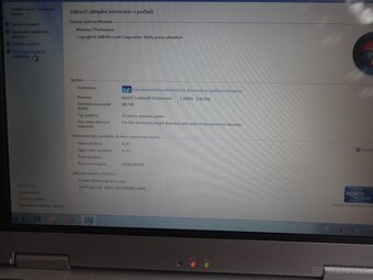 Predám Fujitsu Siemens Amilo L7310W - 4