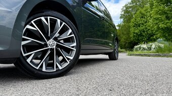 Volkswagen Touran 1.5 TSI OPF ACT Edition Highline DSG - 4