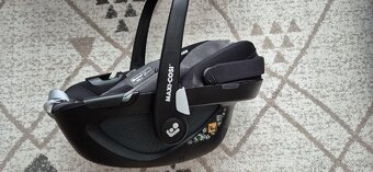 Maxi-cosi pebble familyfix 360 - 4