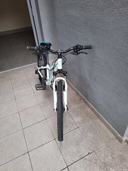 Predám detský bicykel 24kola Kellys biely - 4