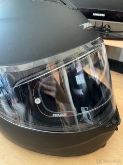 Prilba na moto - 4