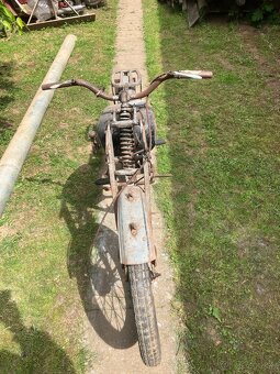 predvojnová motorka victoria werke - 4
