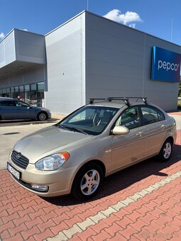 Hyundai Accent 1.5crdi - 4