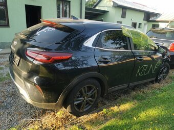Kia x ceed - 4