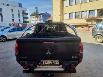 Mitsubishi L200 - 4