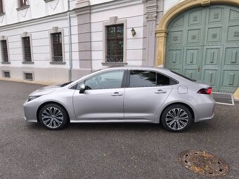 Toyota Corolla 1.6 benzín - 4