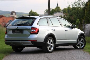 Škoda Octavia Combi SCOUT2.0 TDI DSG 4x4 - 4