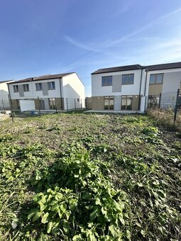 5 IZBOVÝ DOM V ŠTANDARDE Galanta Mládežnícka štvrť 220.000 € - 4