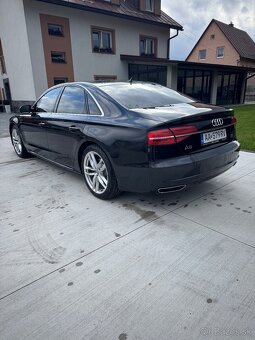 Audi A8 Quattro 3.0 - 4