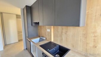 VIVAREAL REZERVOVANÉ NOVÁ REKONŠTRUKCIA 3 izb. byt, výmer - 4