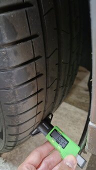 Letne pneumatiky Pirelli P Zero 255/40 R21 - 4