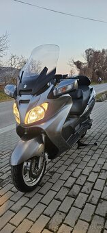 Suzuki Burgman 650 Executive - 4