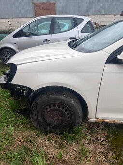 Rozpredam Vw golf mk5 - 4