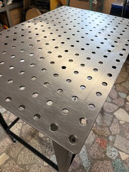 Zvárací stôl 90x60 - 4