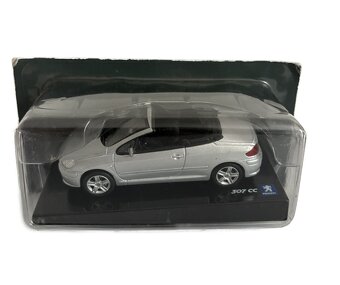 Zberateľské kovové modely v mierke 1:43 - 4