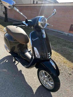 Vespa Primavera 125 i ABS zálohované do 26,4,2025 - 4