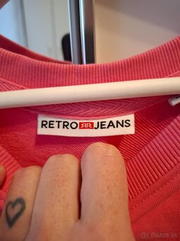 Predam damske znackove MIKINOVE SATY - Retro Jeans - 4