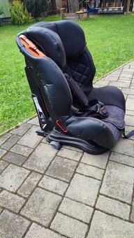 Predám autosedačku s isofixom - 4