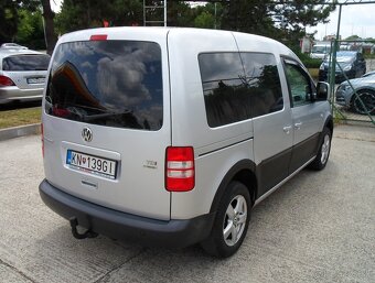 Volkswagen Caddy 1.6 TDI 102k DSG automat,ťažné,klima,tempom - 4