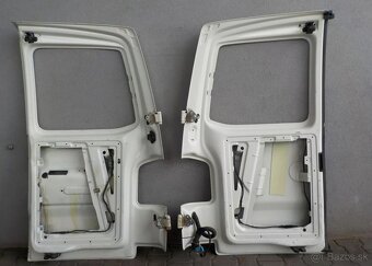 Zadné dvere krídlové  VW T5 - 4