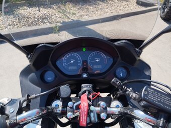 Honda CBF600F - 4