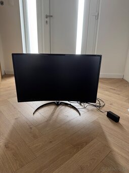 Monitor Philips - 4