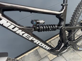 Nukeproof Mega 290 Carbon M 2023 top - 4