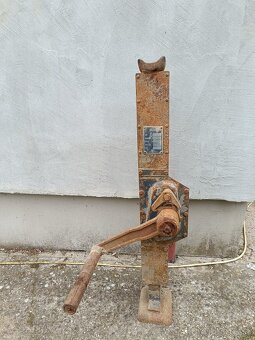 Hrebeňovy zdvihák - 4