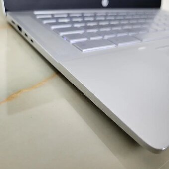 HP Pro c640 ChromeBook i5-10310U 8GB 64GB eMMC - 4