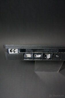 Sony PlayStation 4 (CUH-2216B) - 1TB - 4