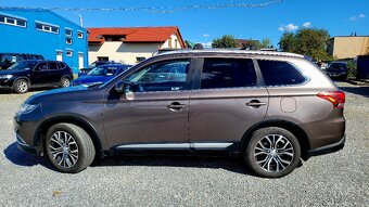 Mitsubishi Outlander 2.2 DI-D Intense+ 110kW 7.miestny - 4