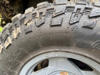 31x10,5 r15. 6x139,7 - 4