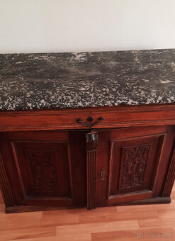 Starožitný nábytok - 4