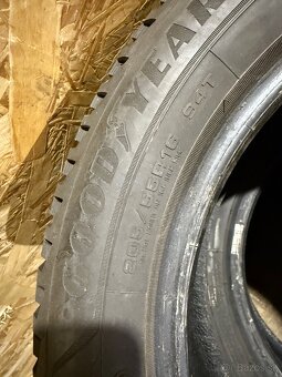 205/55 R 16 zimné hroty - 4