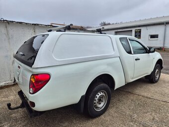 Mitsubishi L200 - 4