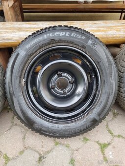 Zimné pneumatiky 185/65 na plechových diskoch R15  4x108 - 4