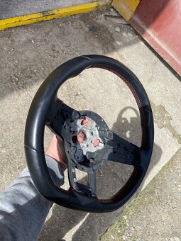 Volant golf 7 GTI - 4