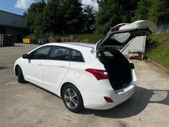 Hyundai i30 1.6 CRDi 81kW 2017 199 000 km - 4