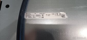 Predam plne funkcnu indukcnu Electrolux EHI6540FHK - 4