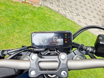 Honda CB650R - 4