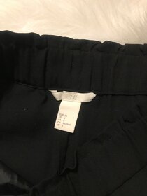 Dámske čierne nohavice značky H&M - 4
