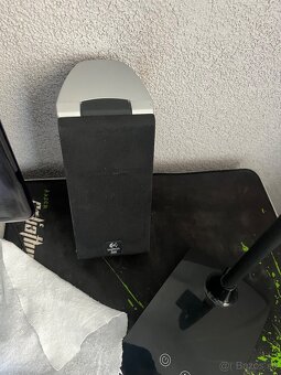 Logitech Z-2300 THX 2+1 - 4