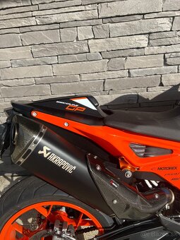 KTM 890 Duke GP - 4